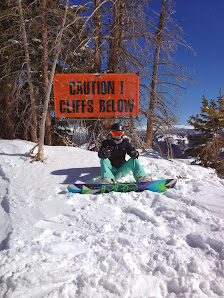 Incline Ski Shop Snowmass